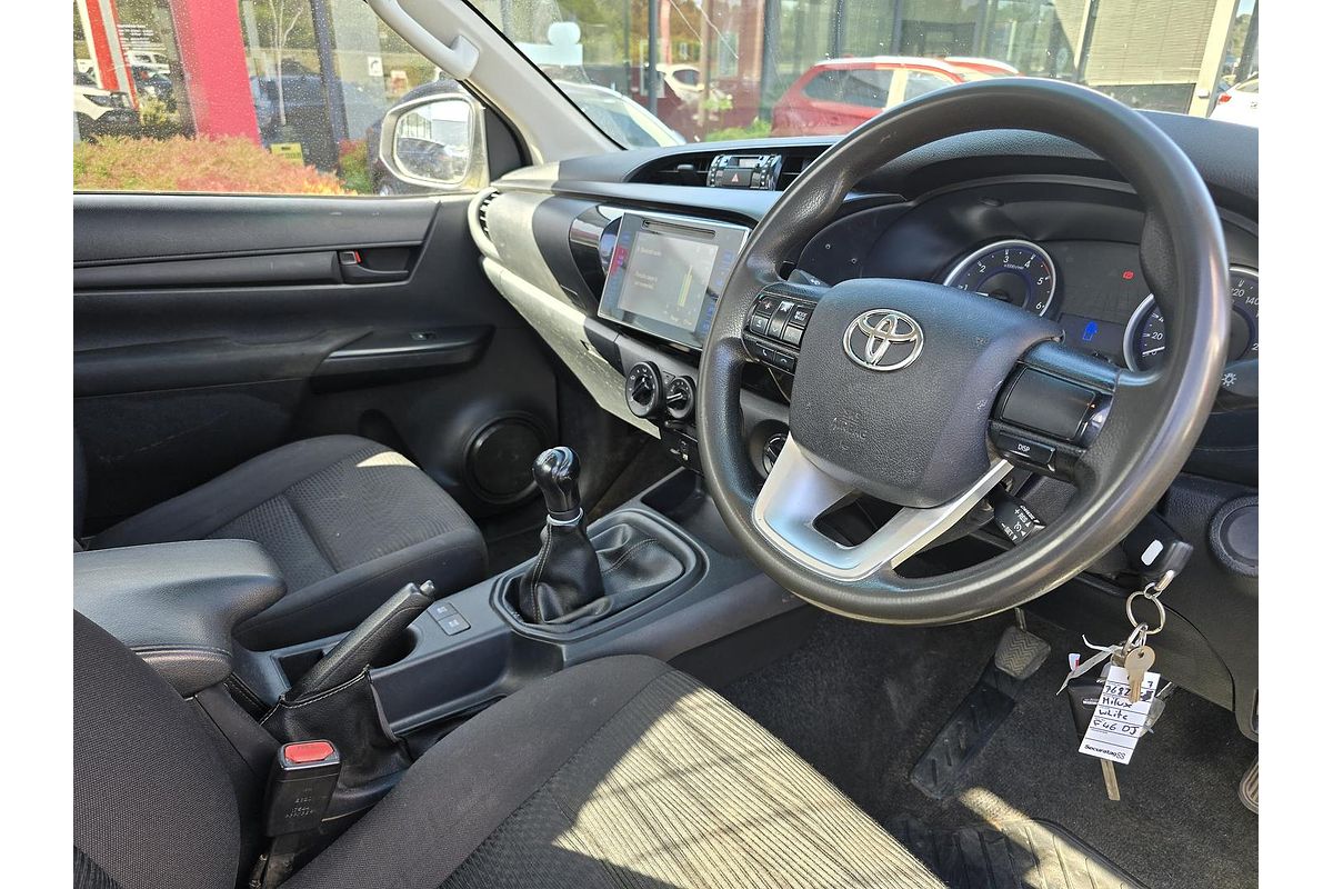 2016 Toyota Hilux SR GUN126R 4X4