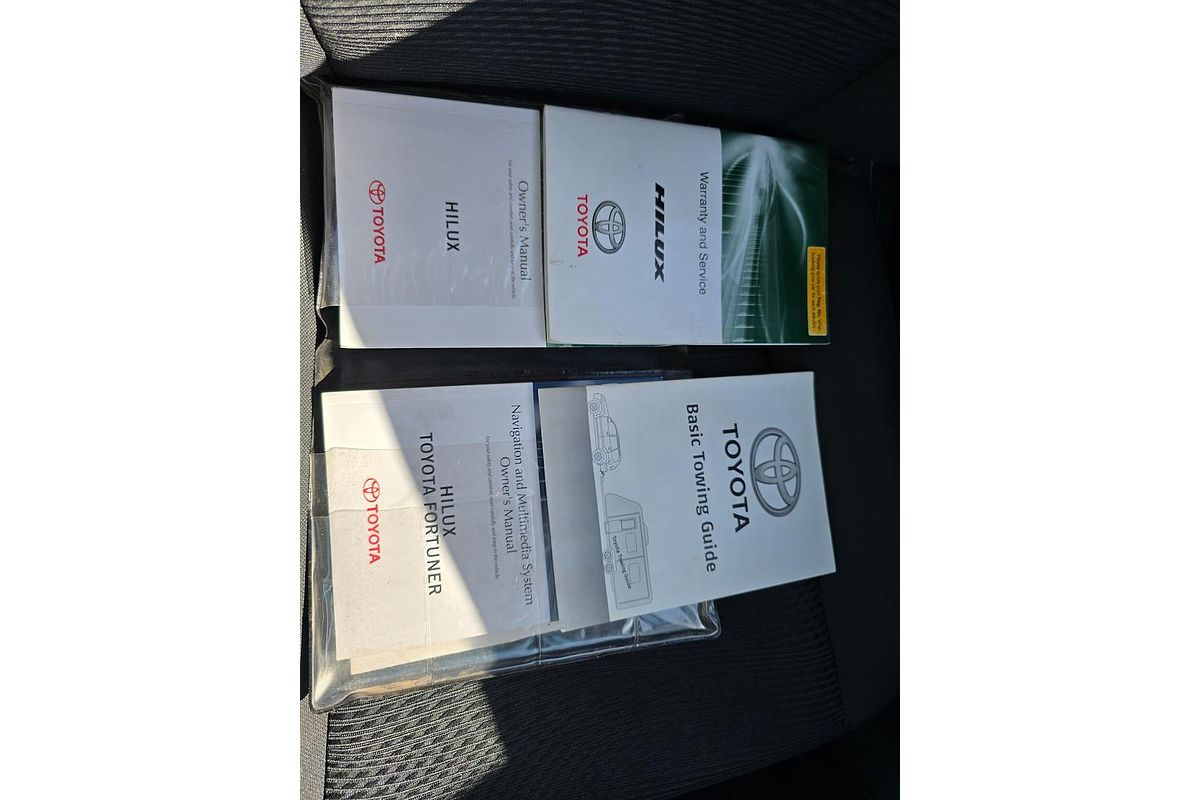 2016 Toyota Hilux SR GUN126R 4X4