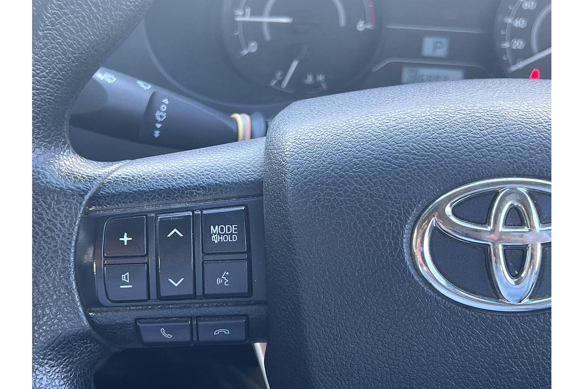 2017 Toyota Hilux Workmate GUN125R 4X4