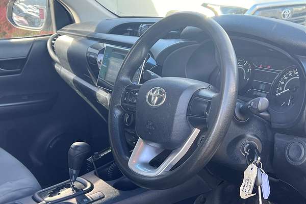 2017 Toyota Hilux Workmate GUN125R 4X4