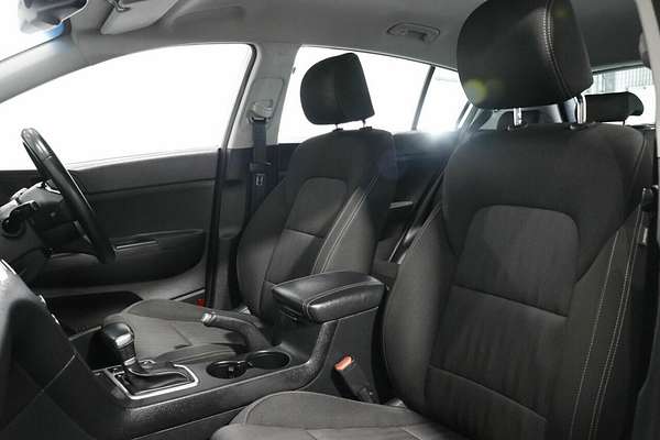 2020 Kia Sportage S QL