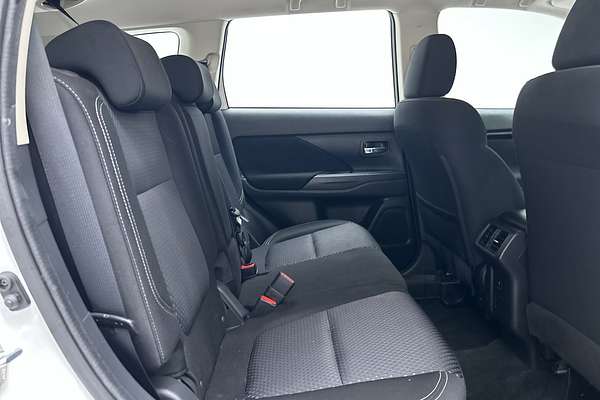 2018 Mitsubishi Outlander ES ADAS ZL