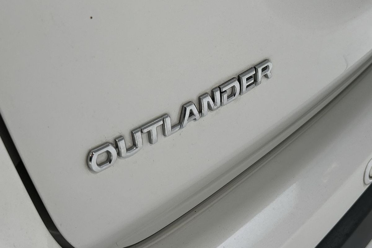 2018 Mitsubishi Outlander ES ADAS ZL