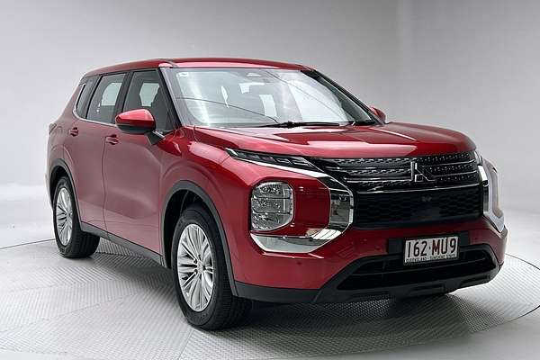 2023 Mitsubishi Outlander LS ZM