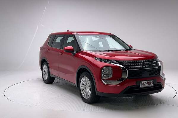 2023 Mitsubishi Outlander LS ZM