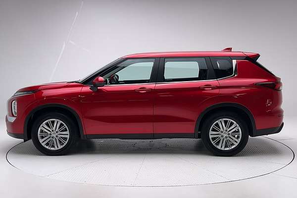 2023 Mitsubishi Outlander LS ZM