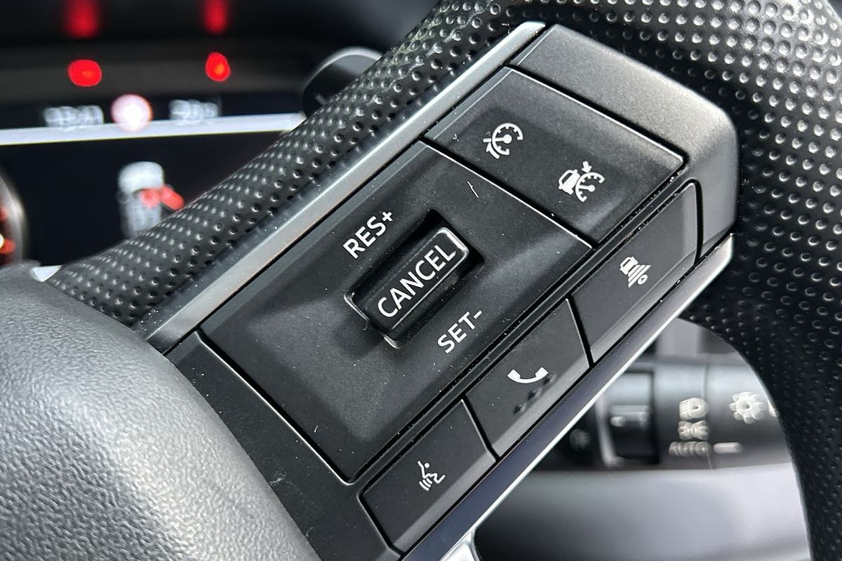 2023 Mitsubishi Outlander ES ZM