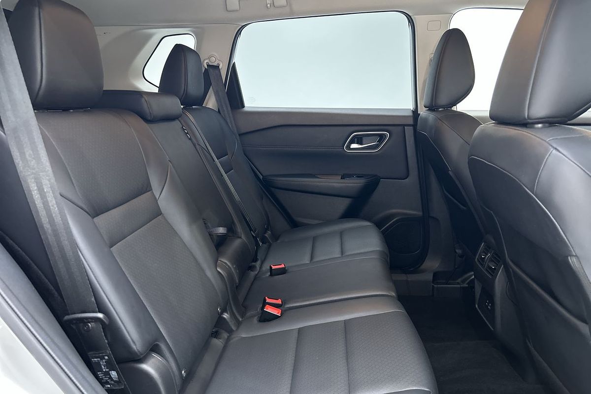 2023 Nissan X-TRAIL ST-L T33