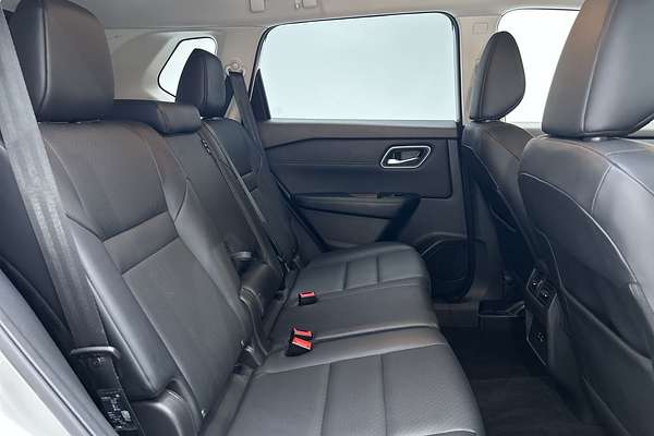 2023 Nissan X-TRAIL ST-L T33