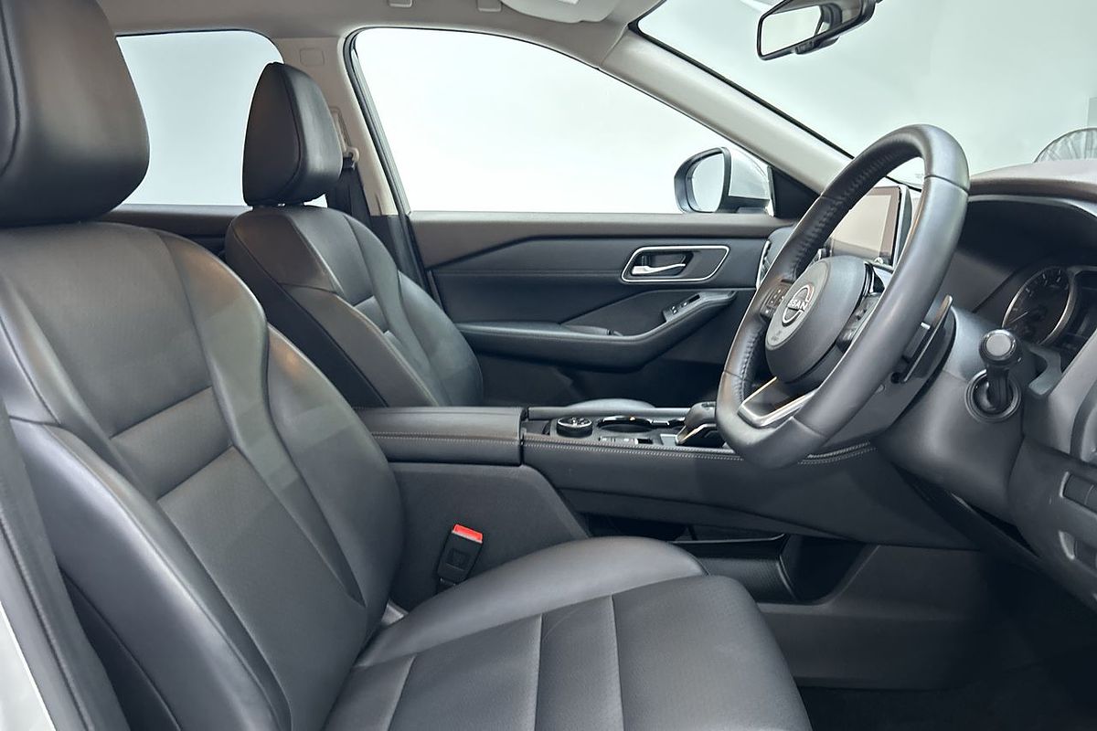 2023 Nissan X-TRAIL ST-L T33