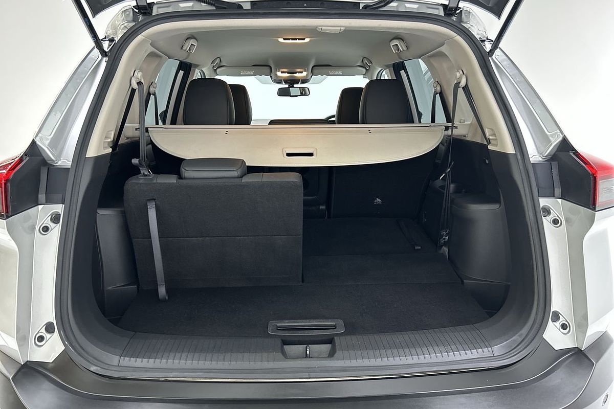 2023 Nissan X-TRAIL ST-L T33