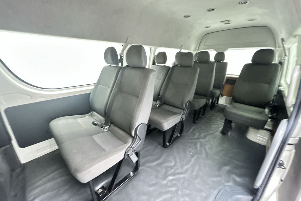 2018 Toyota Hiace Commuter KDH223R