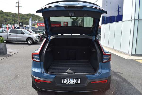 2023 Volvo C40 Recharge