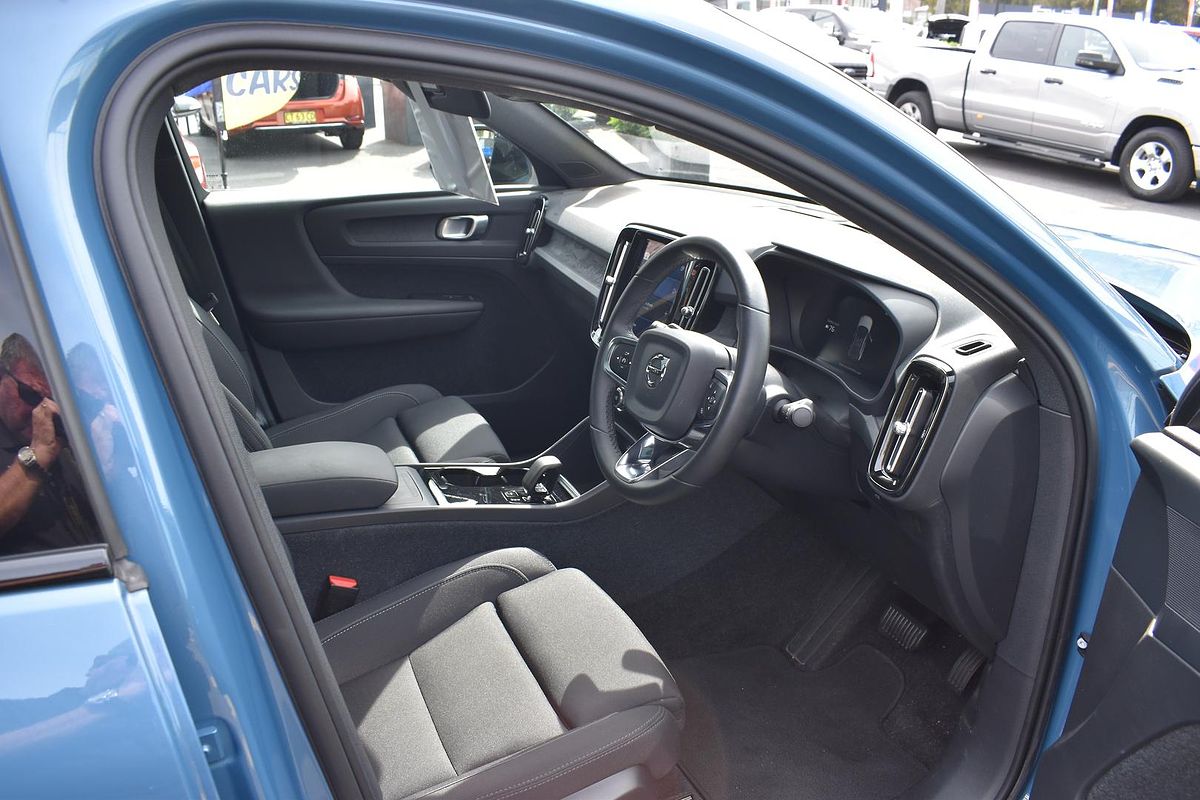 2023 Volvo C40 Recharge