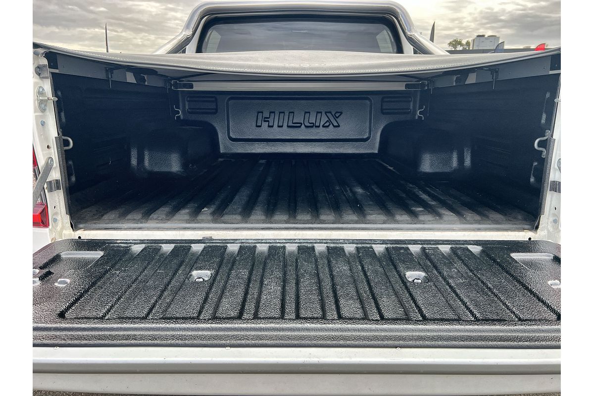 2021 Toyota Hilux SR5 GUN126R