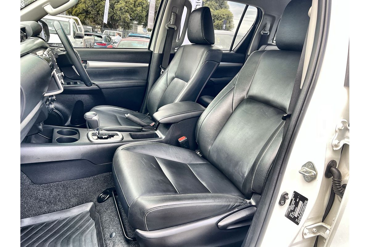 2021 Toyota Hilux SR5 GUN126R