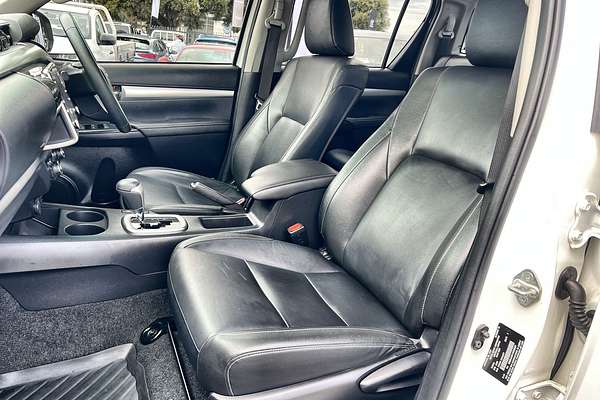 2021 Toyota Hilux SR5 GUN126R