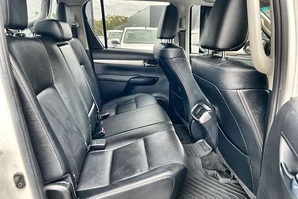 2020 Toyota Hilux SR5 GUN126R 4X4
