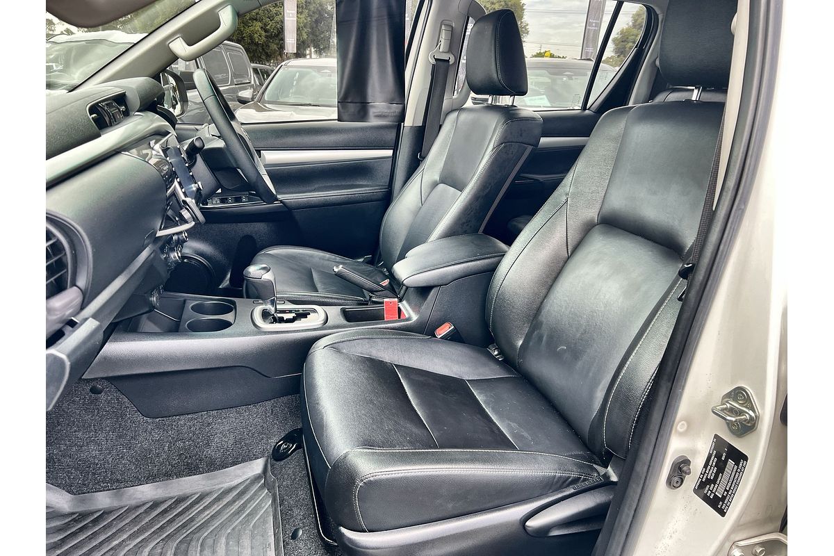 2020 Toyota Hilux SR5 GUN126R 4X4