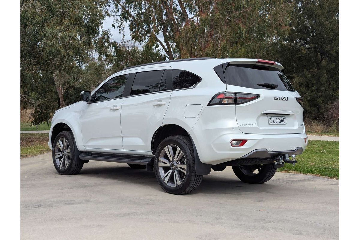 2024 Isuzu MU-X LS-T