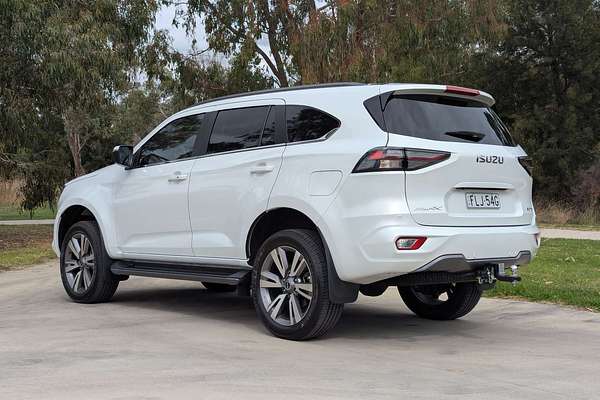 2024 Isuzu MU-X LS-T