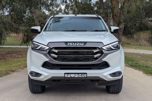 2024 Isuzu MU-X LS-T