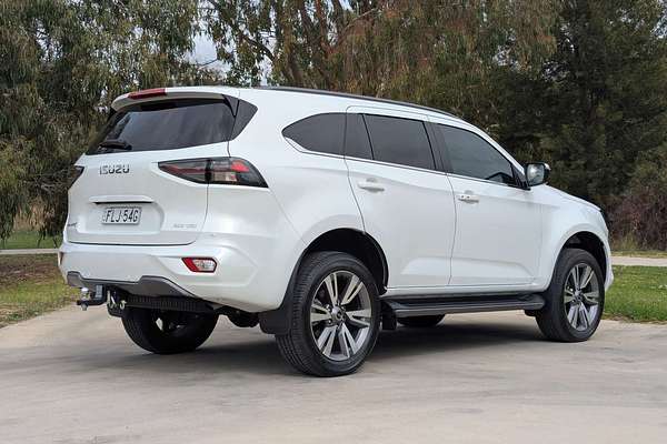 2024 Isuzu MU-X LS-T