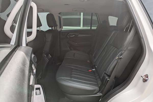 2024 Isuzu MU-X LS-T