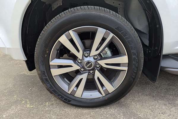 2024 Isuzu MU-X LS-T