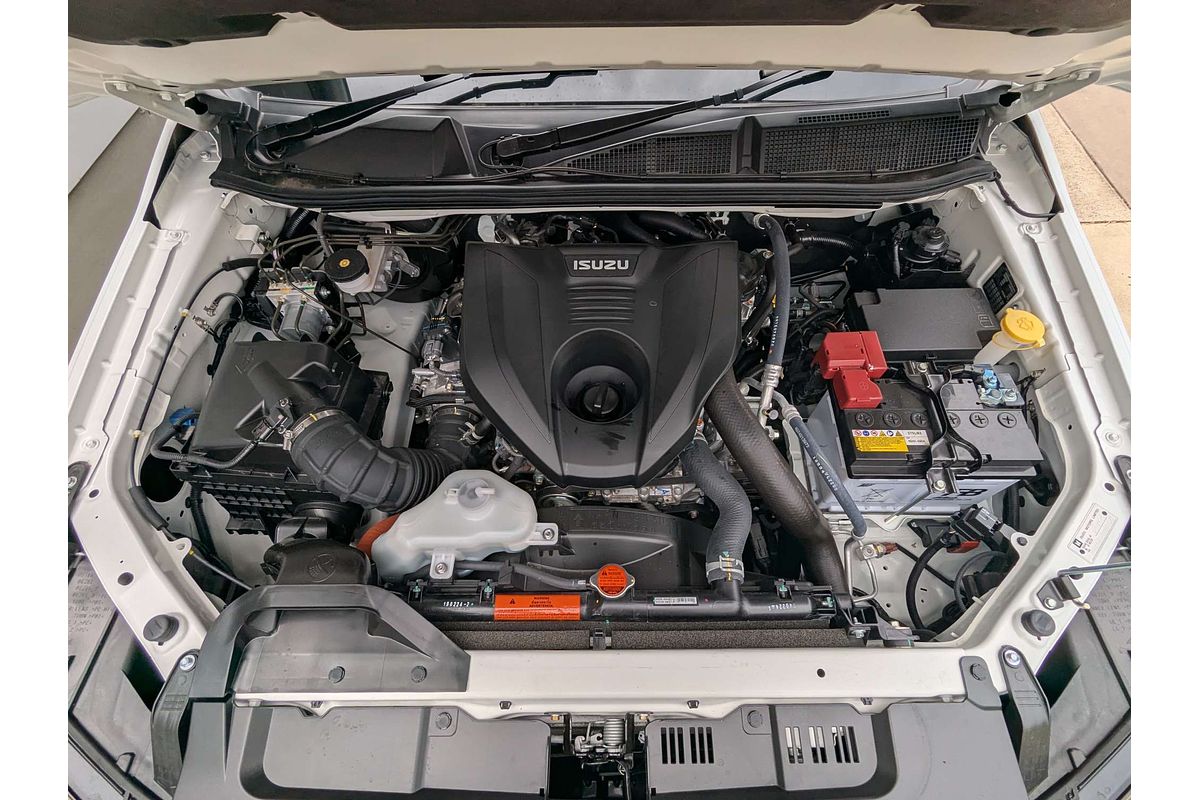 2024 Isuzu MU-X LS-T