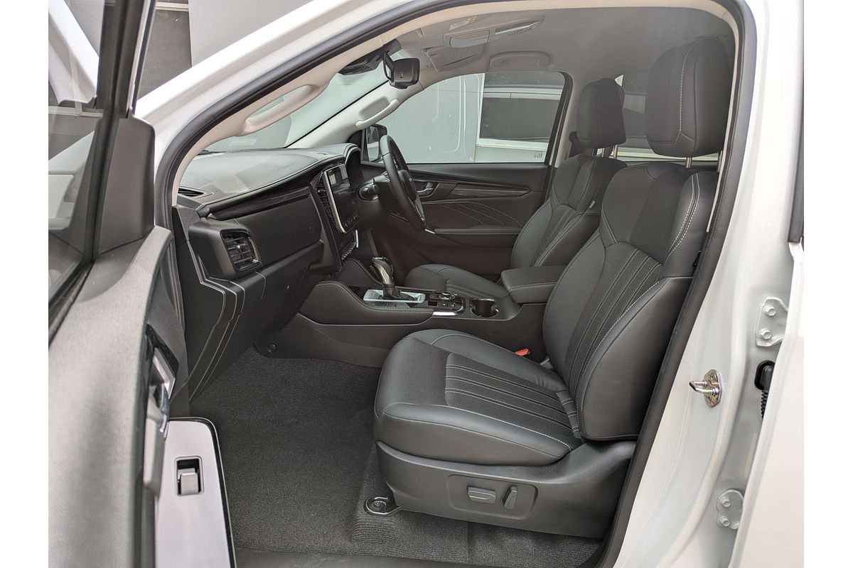 2024 Isuzu MU-X LS-T