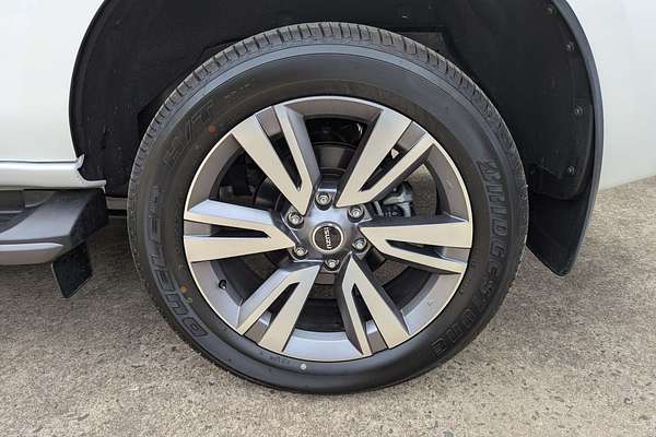 2024 Isuzu MU-X LS-T