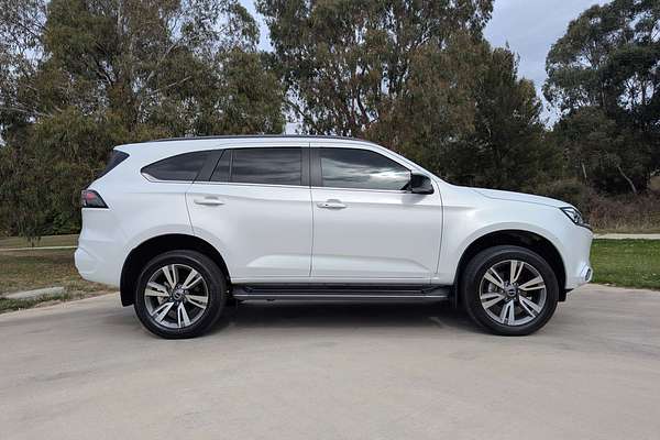 2024 Isuzu MU-X LS-T