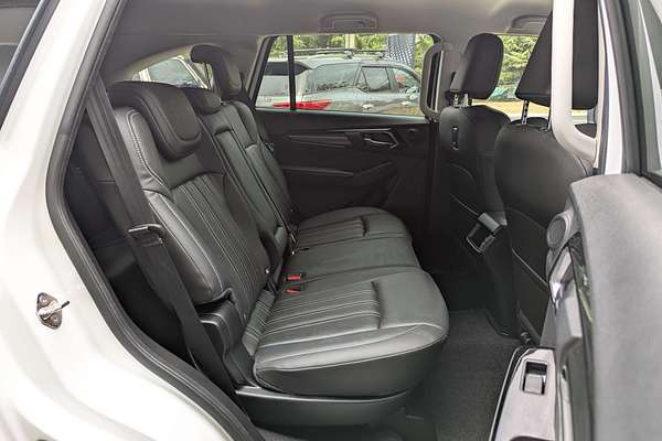 2024 Isuzu MU-X LS-T