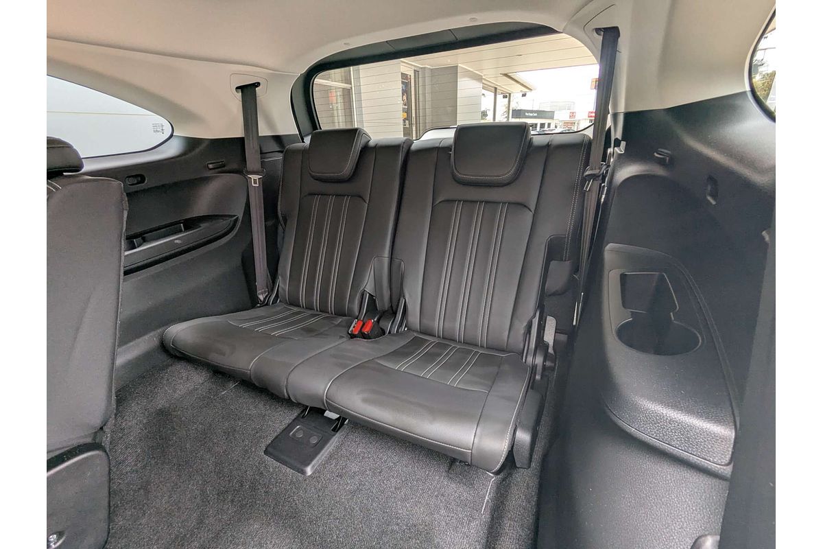 2024 Isuzu MU-X LS-T