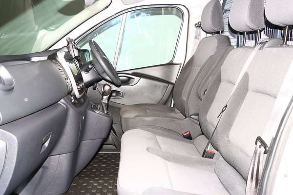 2021 Mitsubishi Express GLX SN LWB