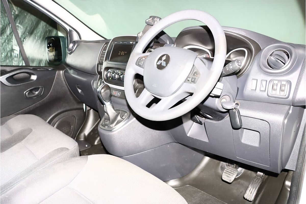 2021 Mitsubishi Express GLX SN LWB