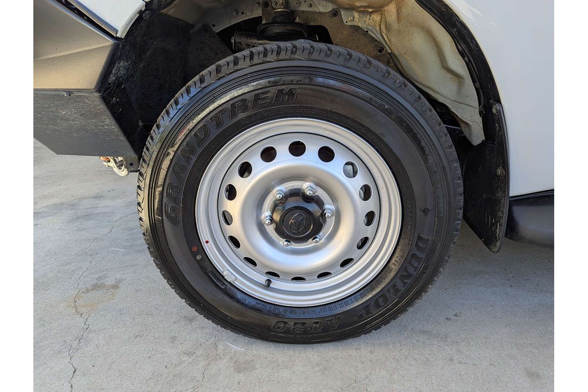 2023 Toyota Hilux SR GUN126R 4X4