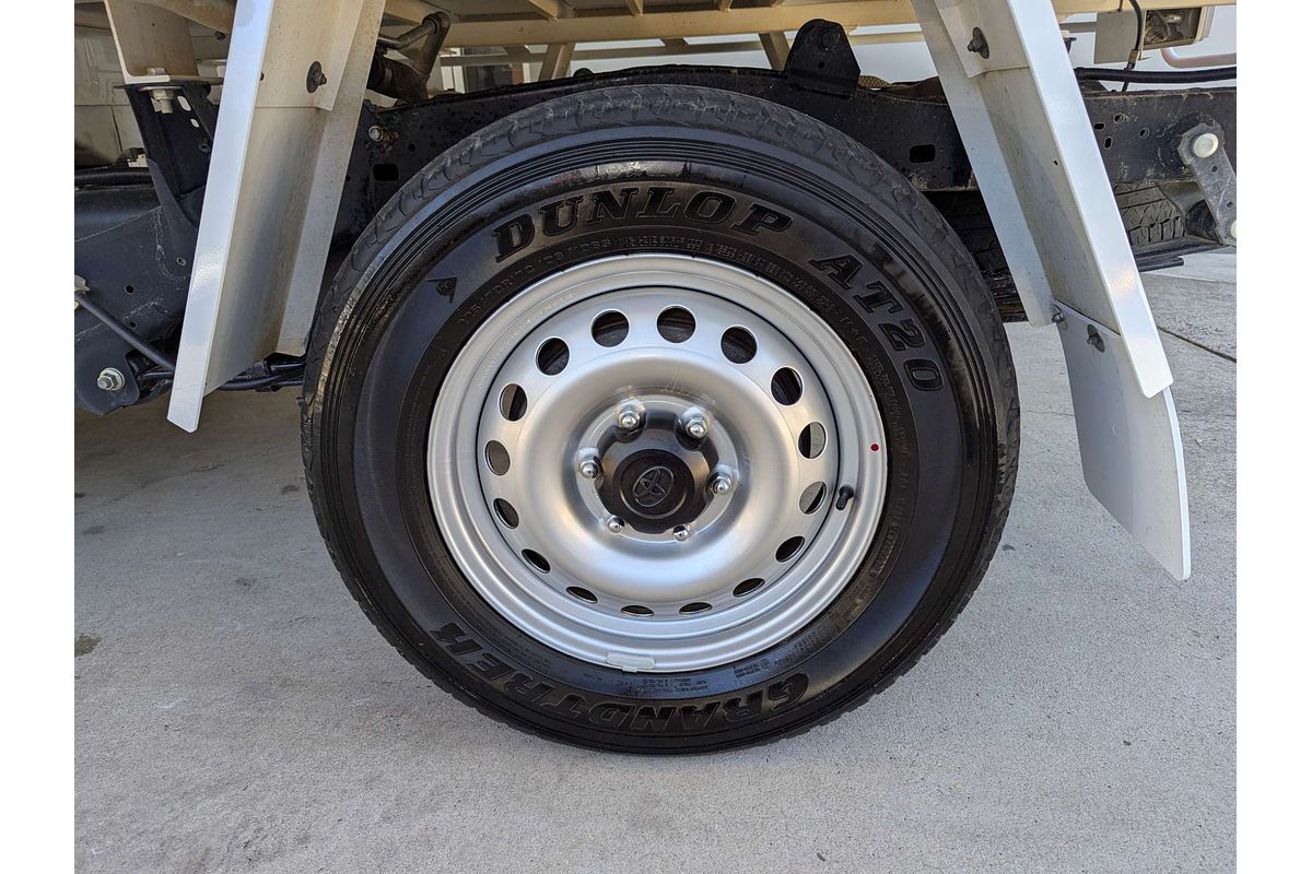 2023 Toyota Hilux SR GUN126R 4X4