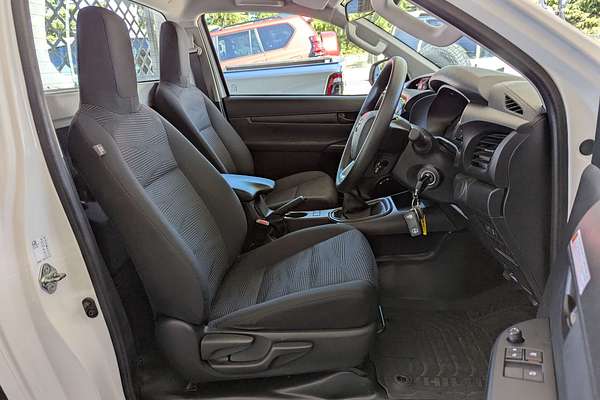 2023 Toyota Hilux SR GUN126R 4X4