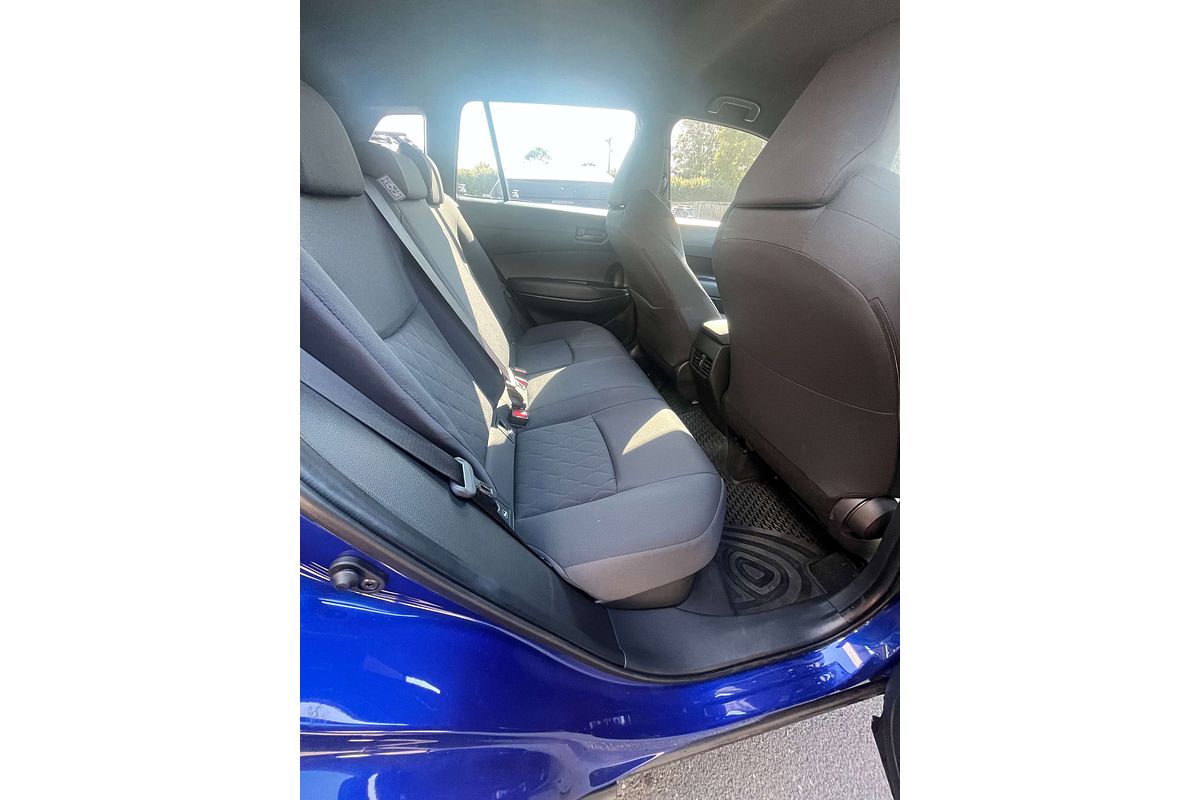 2024 Toyota Corolla Cross GX MXGH10R