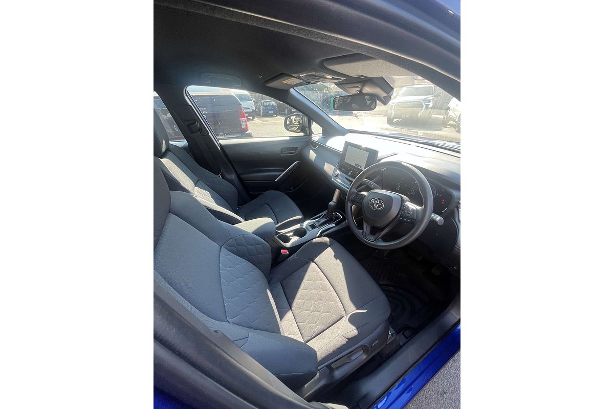 2024 Toyota Corolla Cross GX MXGH10R