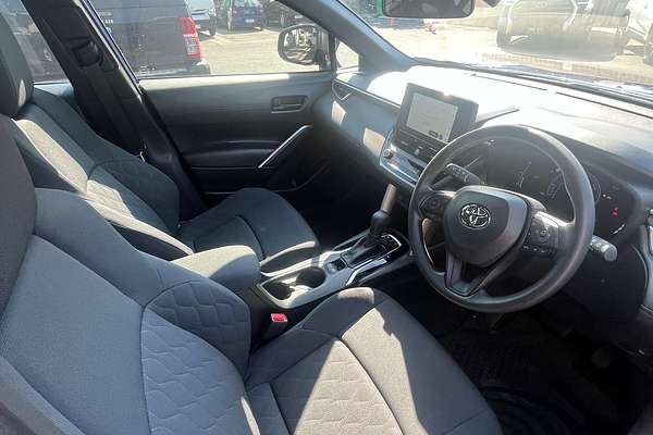 2024 Toyota Corolla Cross GX MXGH10R