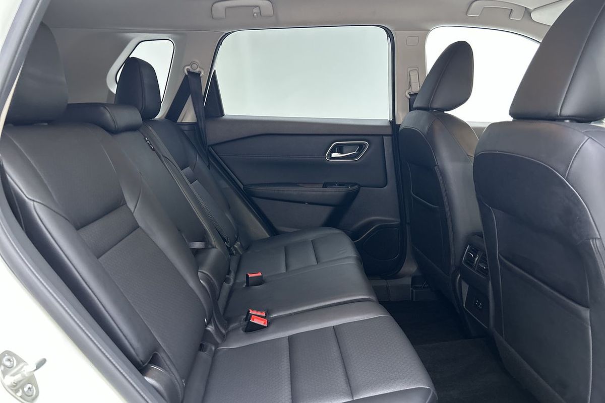 2023 Nissan X-TRAIL ST-L T33