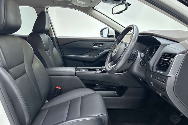 2023 Nissan X-TRAIL ST-L T33