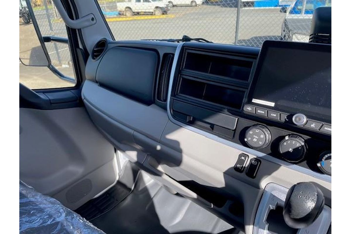 2024 Fuso Canter 515 Alloy Tray