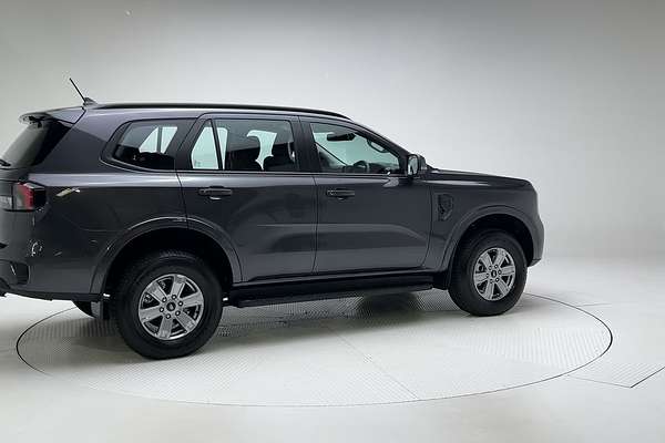 2024 Ford Everest Ambiente