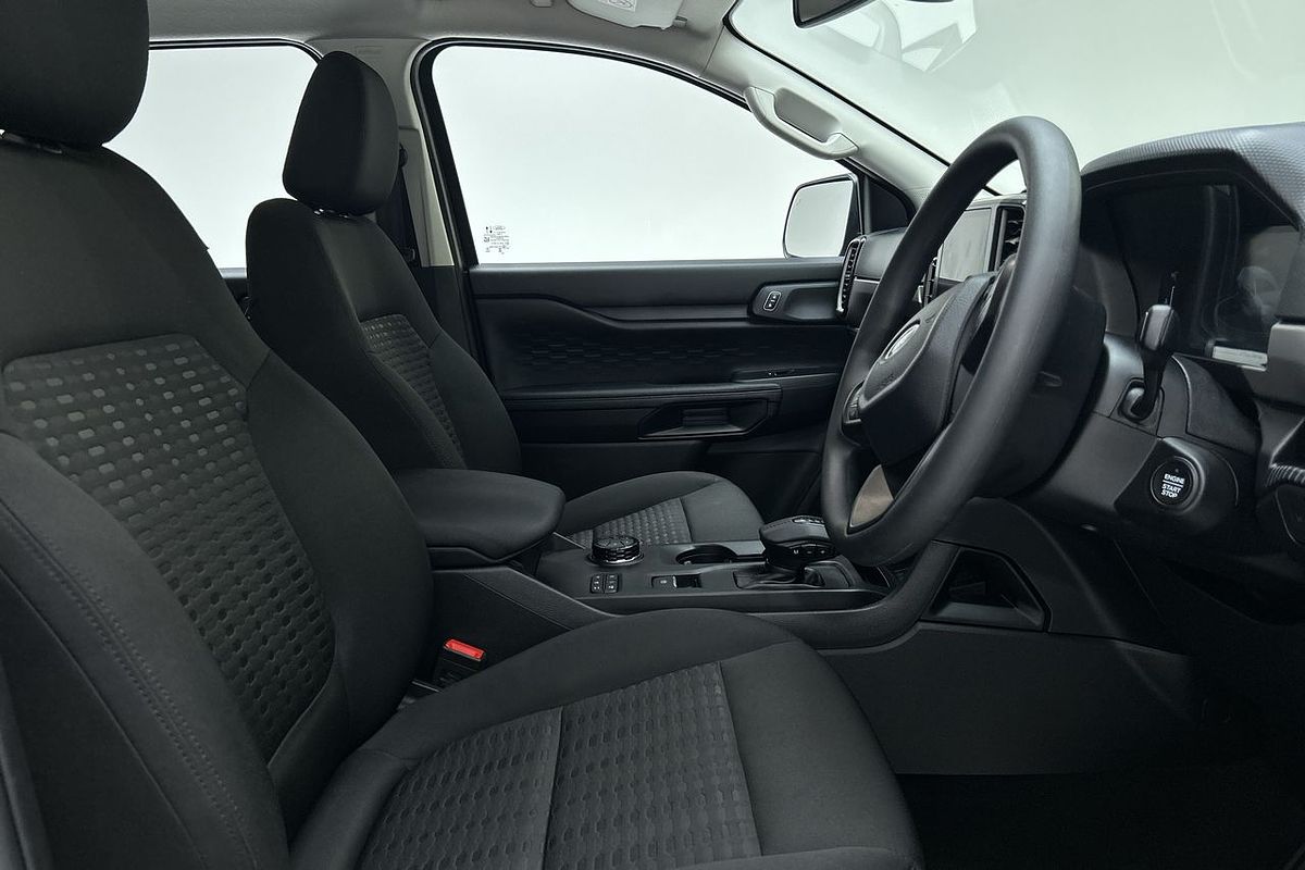 2024 Ford Everest Ambiente