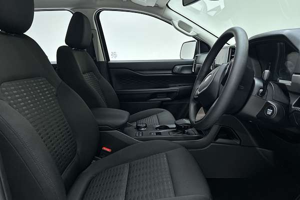 2024 Ford Everest Ambiente