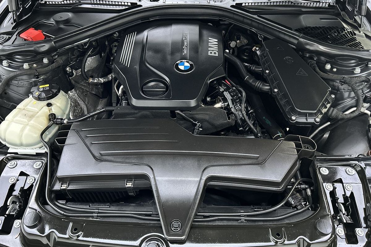 2016 BMW 3 Series 320d Sport Line F30 LCI